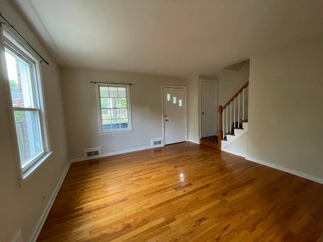 Photo - 5937 Monticello Rd Townhome