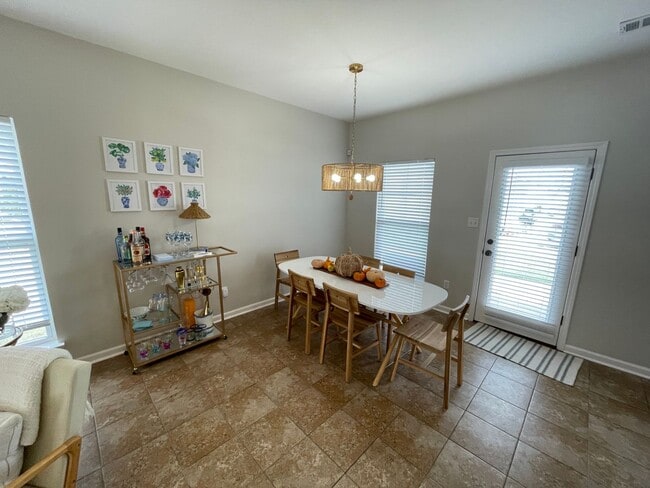Foto del edificio - 3BR/3.5BA For Rent