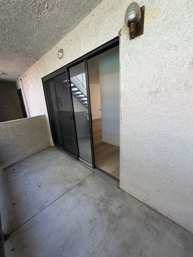 Building Photo - 8539 De Soto Ave