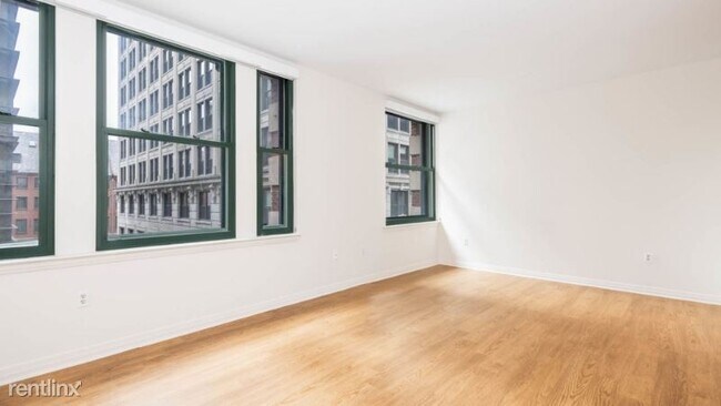 Foto del edificio - 1 br, 1 bath Apartment - 7 India St