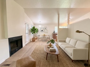 Building Photo - 7060 SW Montauk Cir