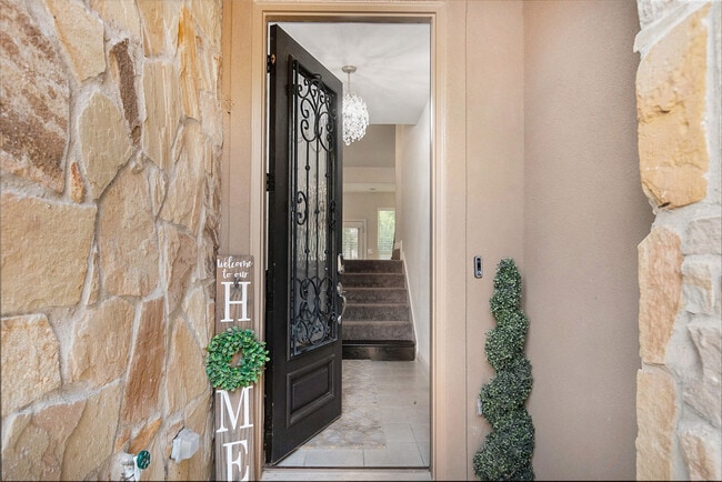 Entry Foyer - 2665 Villa Di Lago