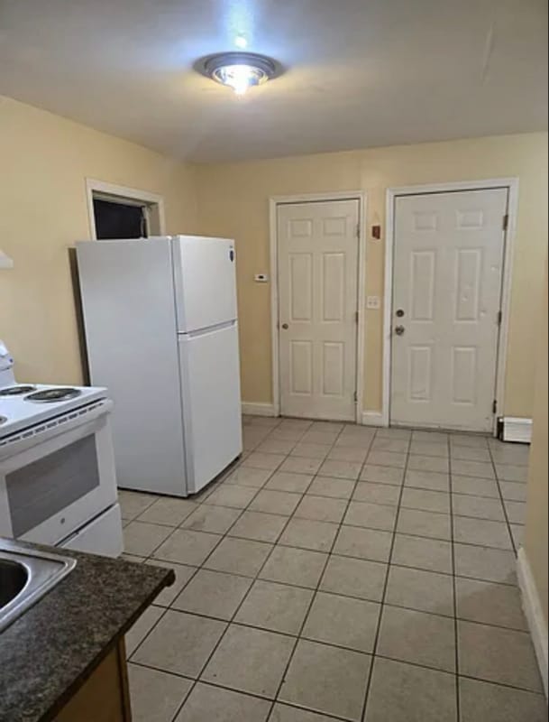 Building Photo - 7 Jones St