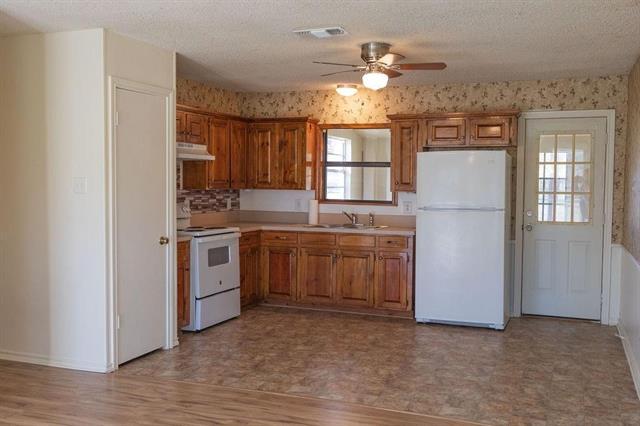Building Photo - 571 Vz County Rd 3211