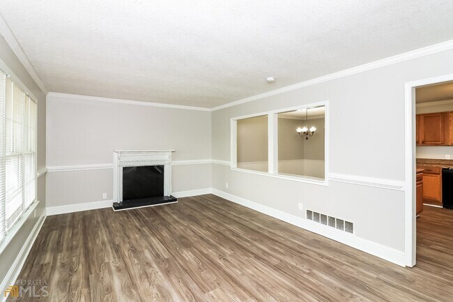 Foto del edificio - 4526 Westview Dr