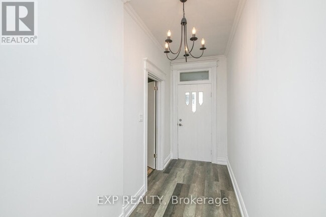 Building Photo - 341 Parkdale Ave