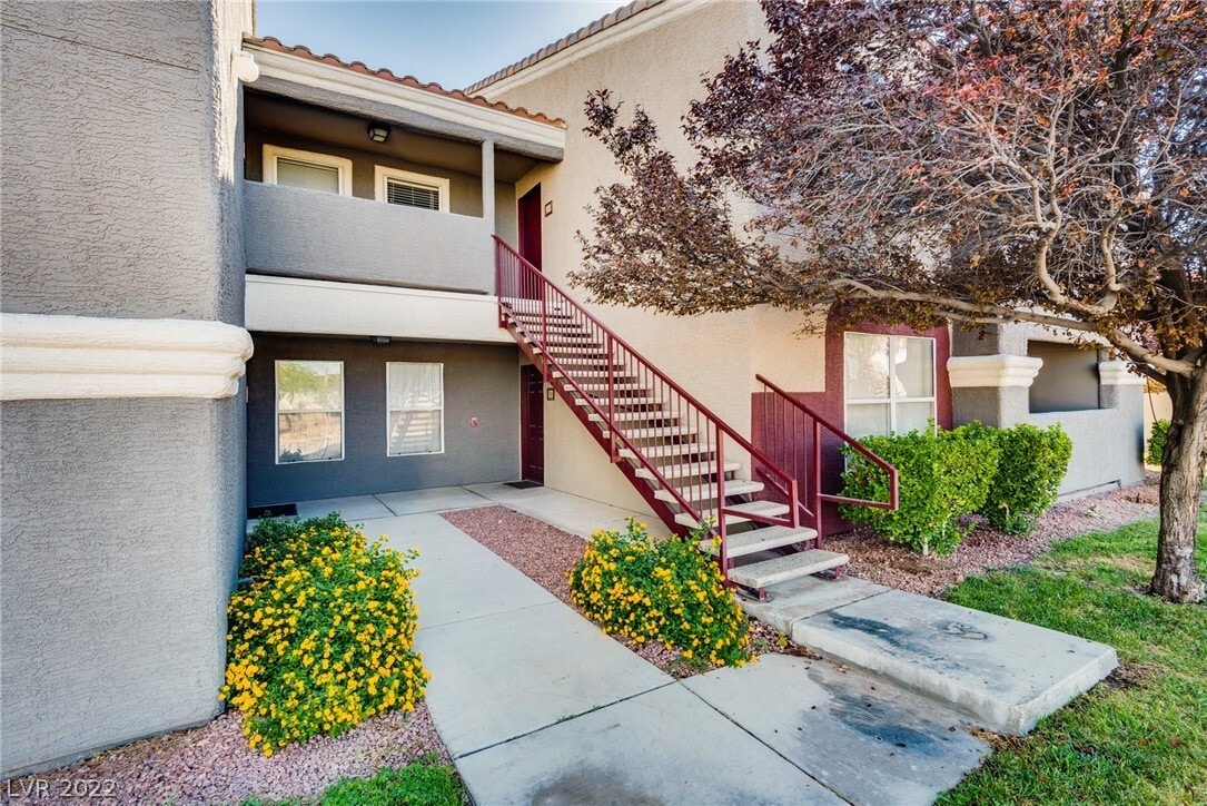5055 W Hacienda Ave Unit 2096, Las Vegas, NV 89118 Condo for Rent in
