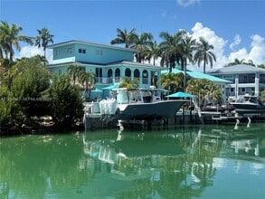 Building Photo - 124 Indies Dr S