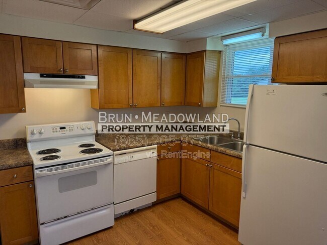 Foto del edificio - 1825 Meadowland Ln