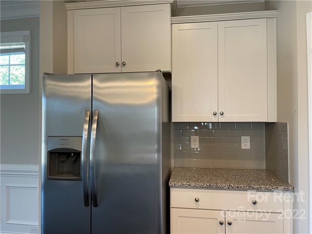 Foto del edificio - 3660 Norman View Dr