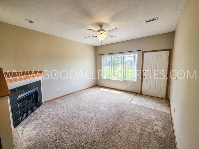 Foto del edificio - 8601 Westown Pkwy
