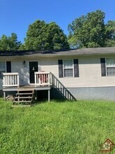 Building Photo - 480 Dogwood Cir