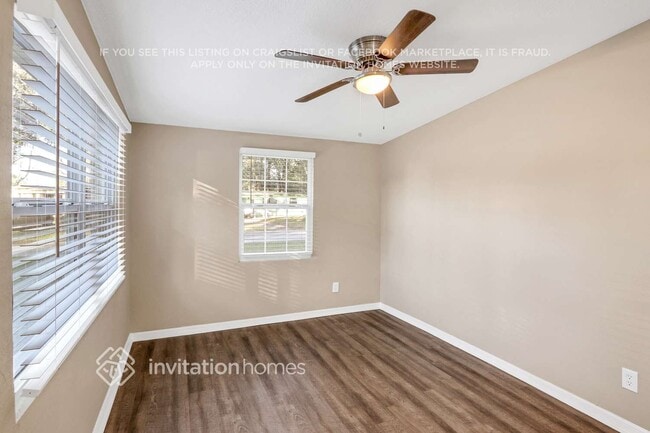 Foto del edificio - 12019 103rd St N