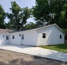 Building Photo - 208 Melody Ln