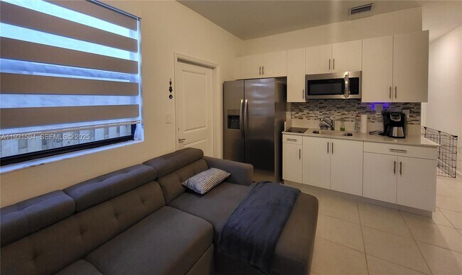 Foto del edificio - 11950 SW 243rd St