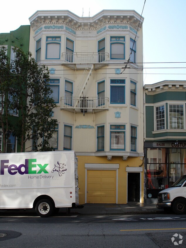 Building Photo - 721 Haight St
