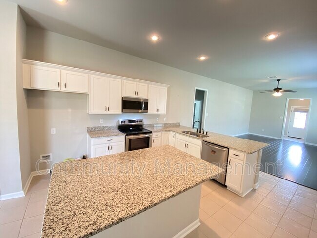 Foto del edificio - 38445 Brown Rd