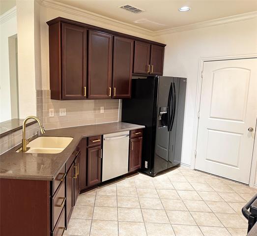 Foto del edificio - 7937 Hannah St