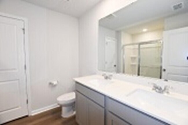 Foto del edificio - 1046 Laconic Dr