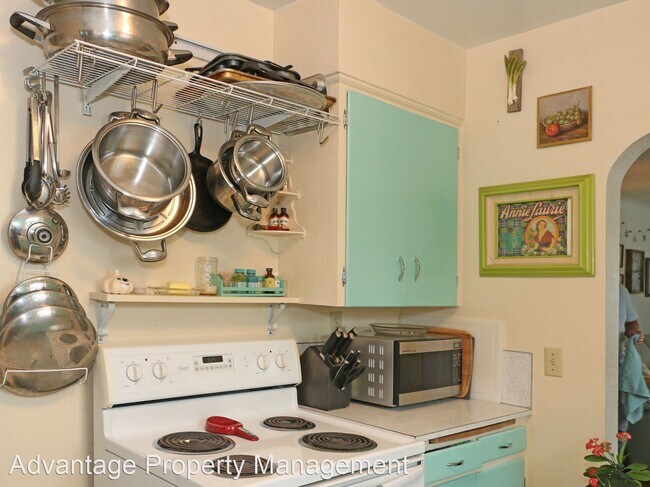 Foto del edificio - 2 br, 1 bath House - 250 Catron Street N