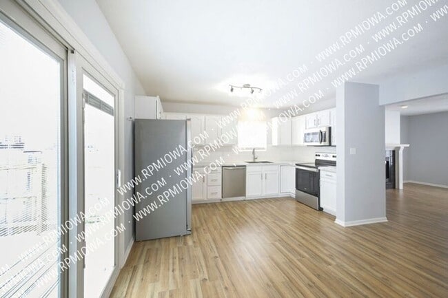 Foto del edificio - 4025 SE 25th St