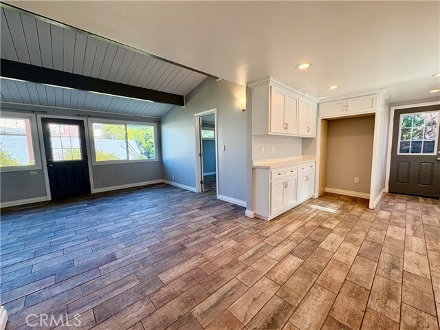 Building Photo - 555 E Haltern Ave