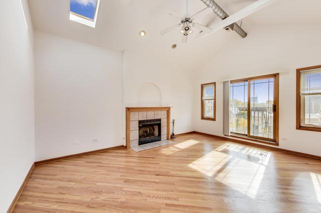 Foto del edificio - 3 bedroom in Chicago IL 60642