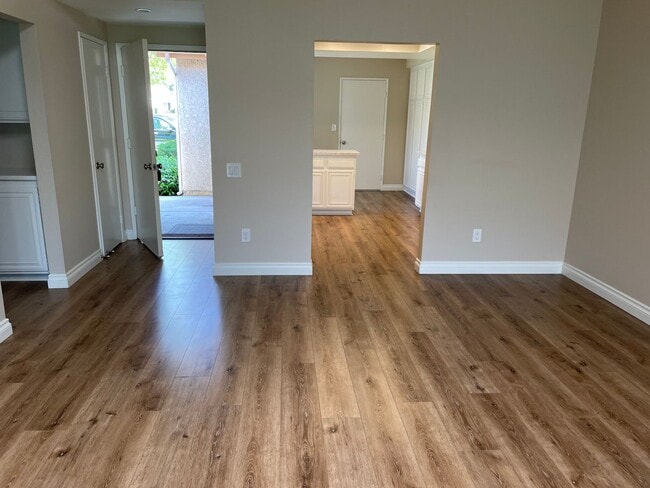 Foto del edificio - Charming & Modern Capri Model Home for Rent in Leisure Village