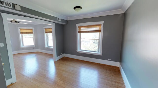 Foto del edificio - 1849 W Greenleaf Ave
