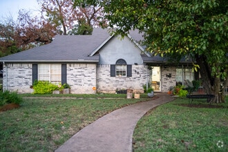 Building Photo - 1607 N 15th A St