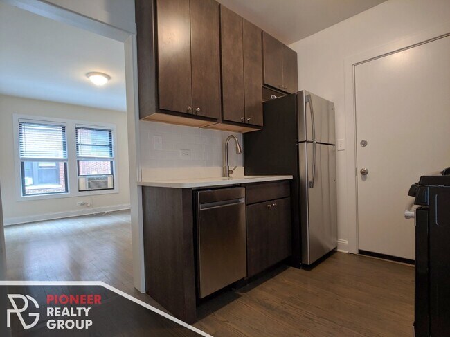 Foto del edificio - 2649 N Spaulding Ave