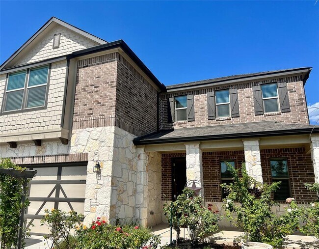 Building Photo - 5100 Lazy Ct Dr
