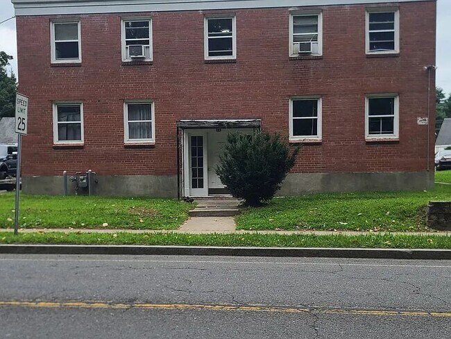 Building Photo - 133 Prospect St