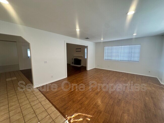 Foto del edificio - 1731 Damon St