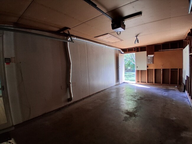 Building Photo - 922 Sunset Rdg