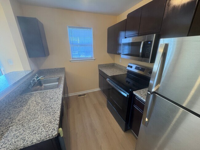 Foto del edificio - 132 Rosie Dr