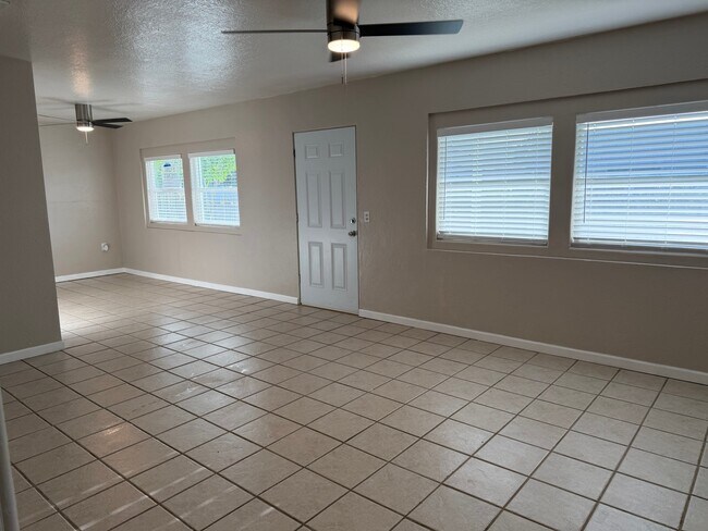 Foto del edificio - 1803 S 8th Ave