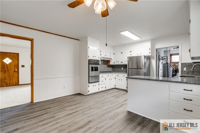 Foto del edificio - 1474 Huron Rd