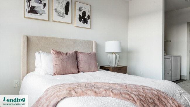 Building Photo - 930 Howell Mill Rd NW