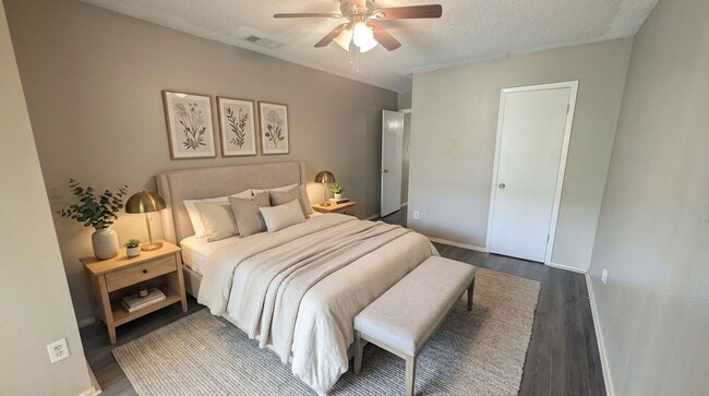 Foto del edificio - 1711 Burton Dr