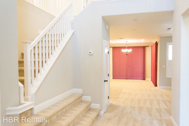 Building Photo - 5 br, 4 bath House - 1037 S Central Parkway