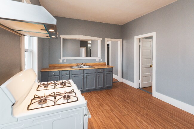 Photo - 130 Shurtleff St Apartment