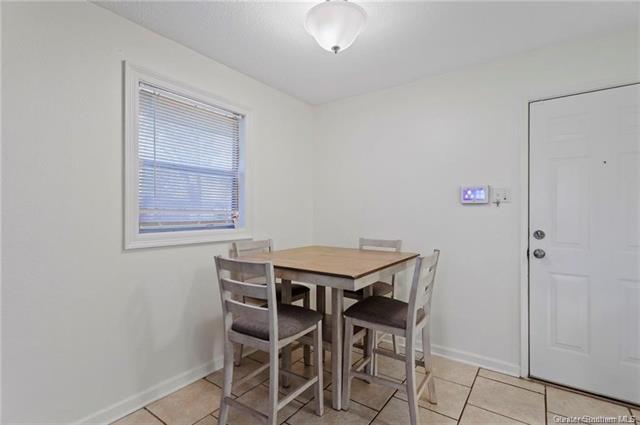Foto del edificio - 1501 Meadow Dr