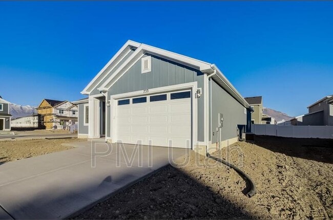 Building Photo - 733 S 370 E