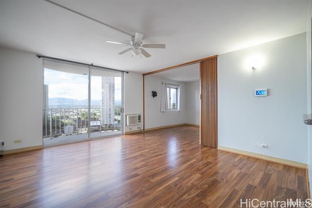 Foto del edificio - 98-1038-1038 Moanalua Rd