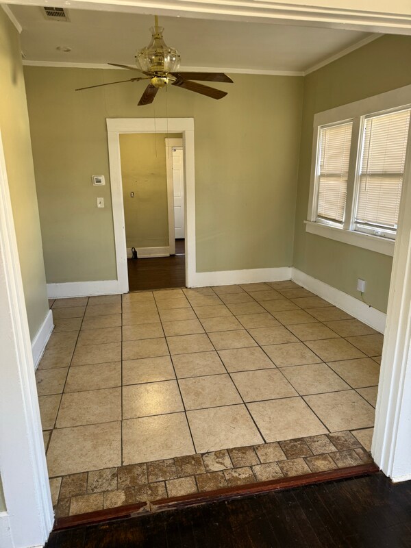 Foto del edificio - 1310 S Jefferson St