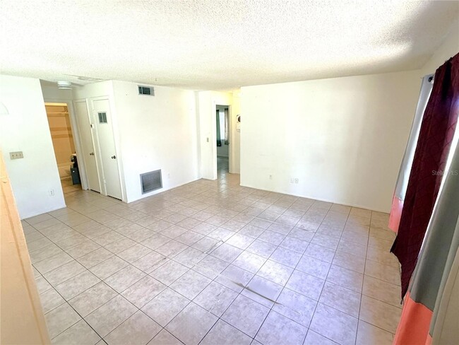 Building Photo - 3102 Split Willow Dr