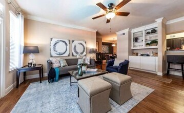 Building Photo - 4848 Pin Oak Park