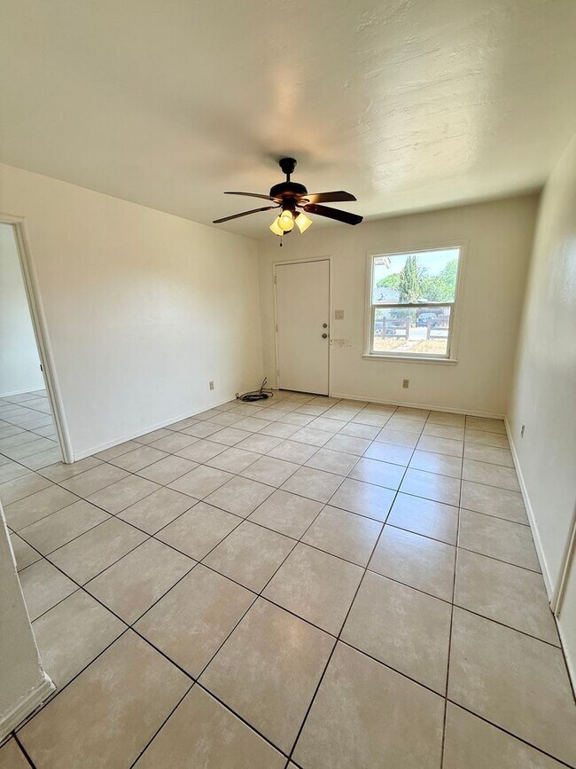 Foto del edificio - Bonita Place