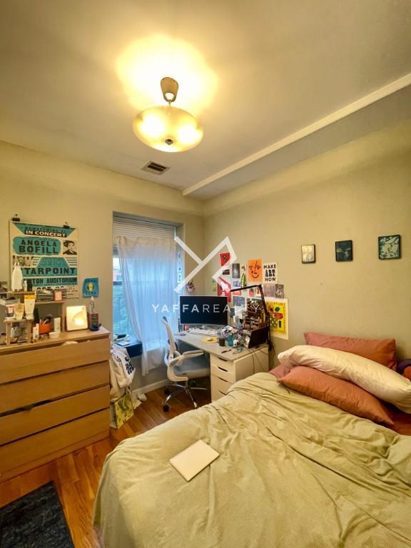Foto del edificio - 2 bedroom in BROOKLYN NY 11206